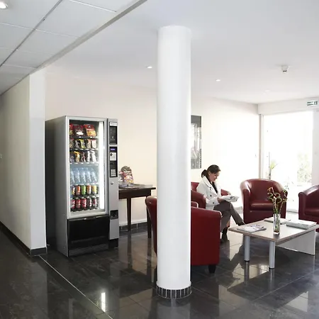 Odalys Aix En Provence Le Clos De La Chartreuse Aparthotel 3*