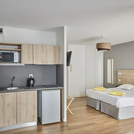 Odalys Aix En Provence Le Clos De La Chartreuse 3*